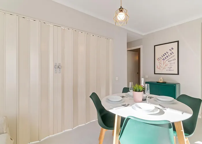 Marblau Vacation And Downtown * 시체스